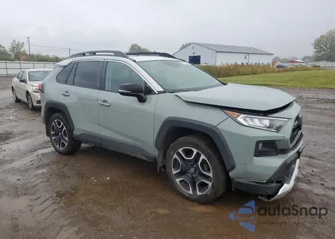 2019 Toyota Rav4 Adventure z USA, uszkodzony, nr VIN 2T3J1RFV7KW066374